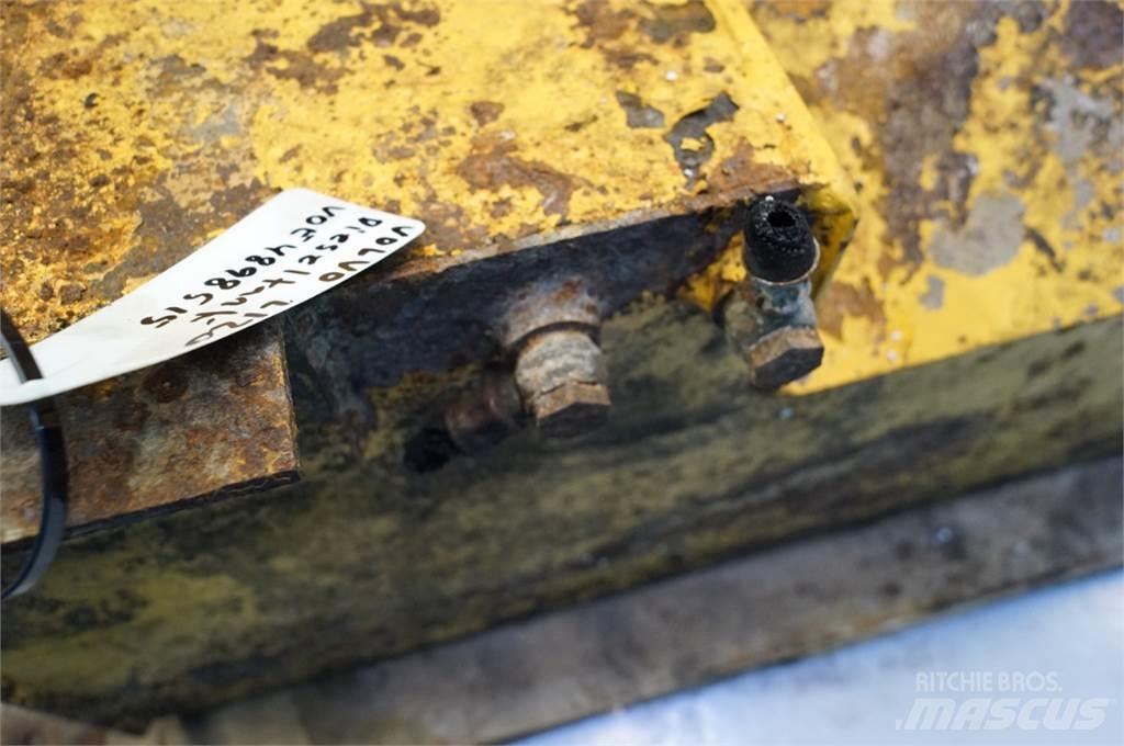 Volvo L120 其他组件