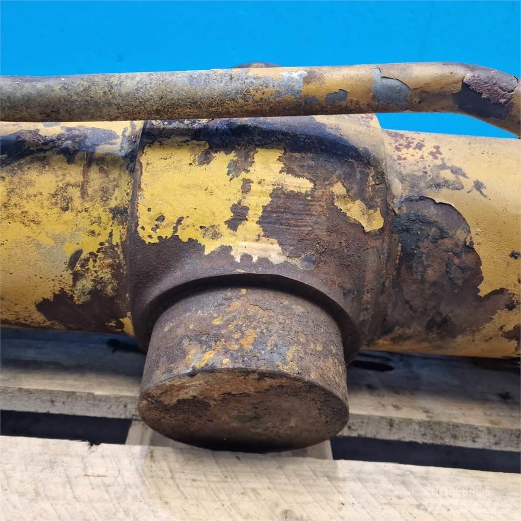 Volvo L120 液压