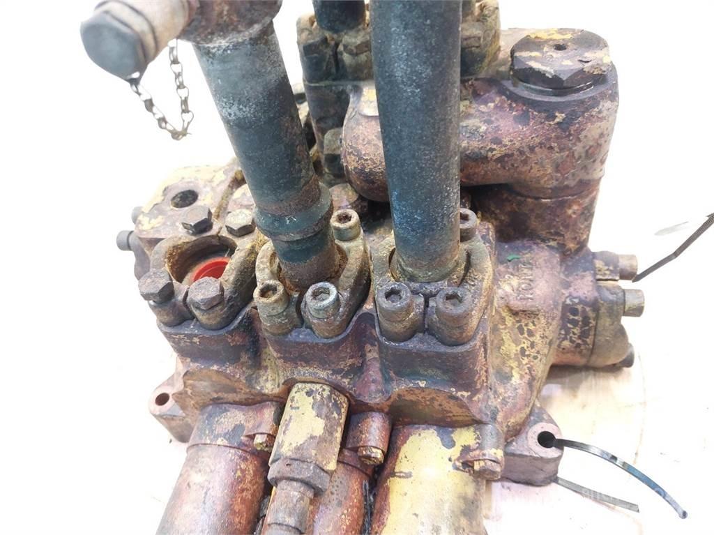Volvo L120 液压