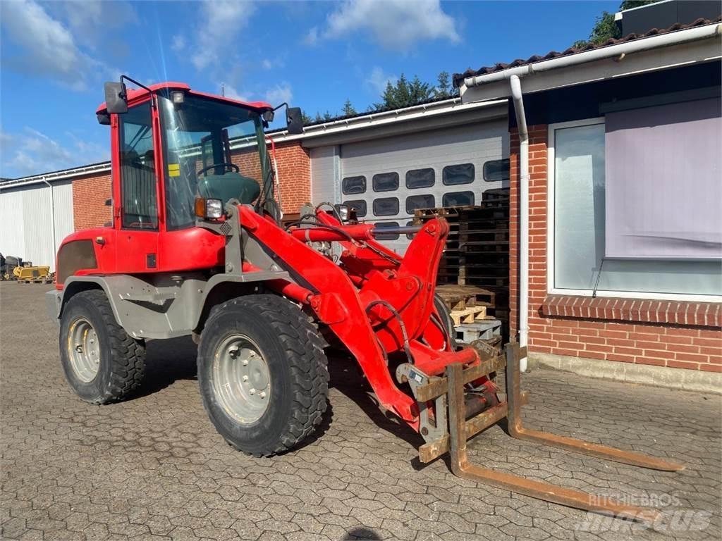 Volvo L30G 轮式装载机