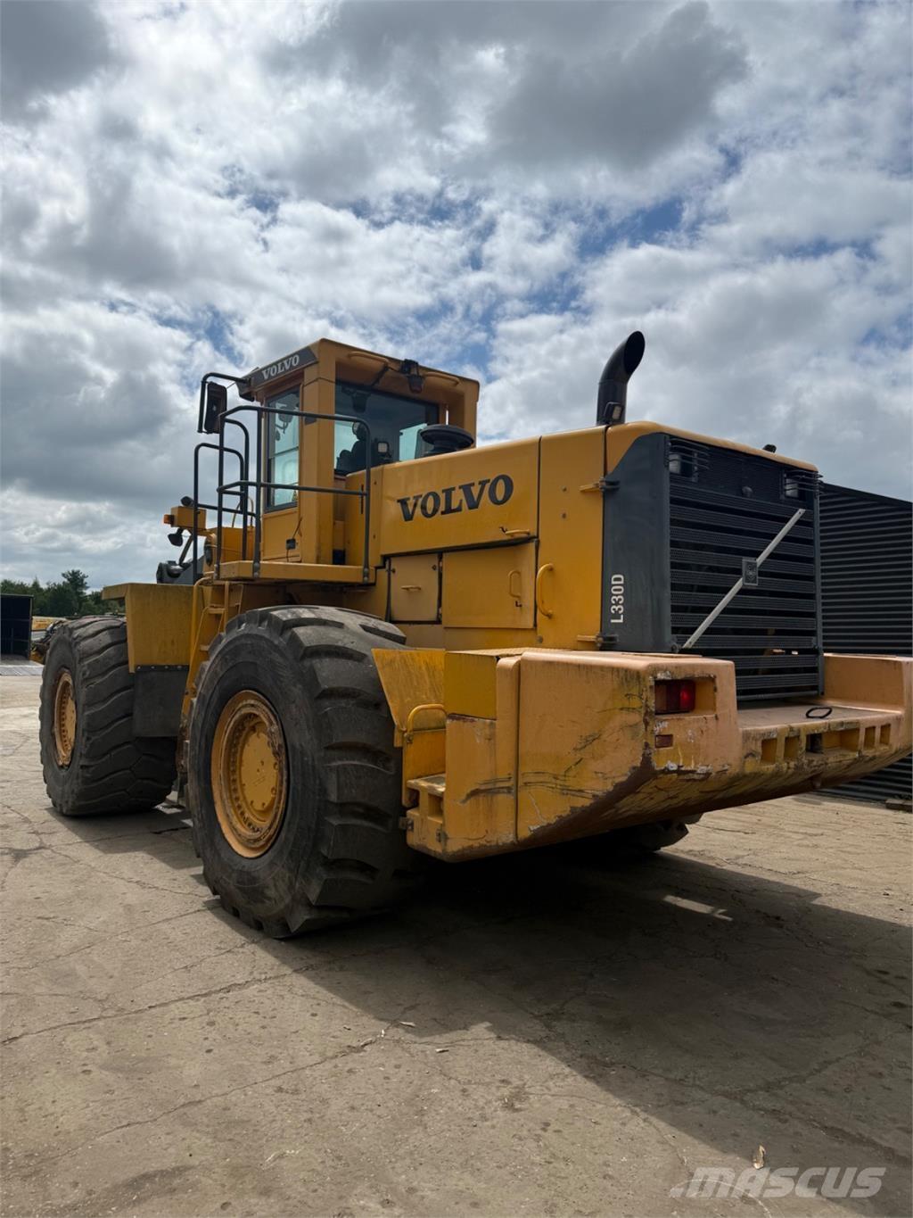 Volvo L330D 轮式装载机