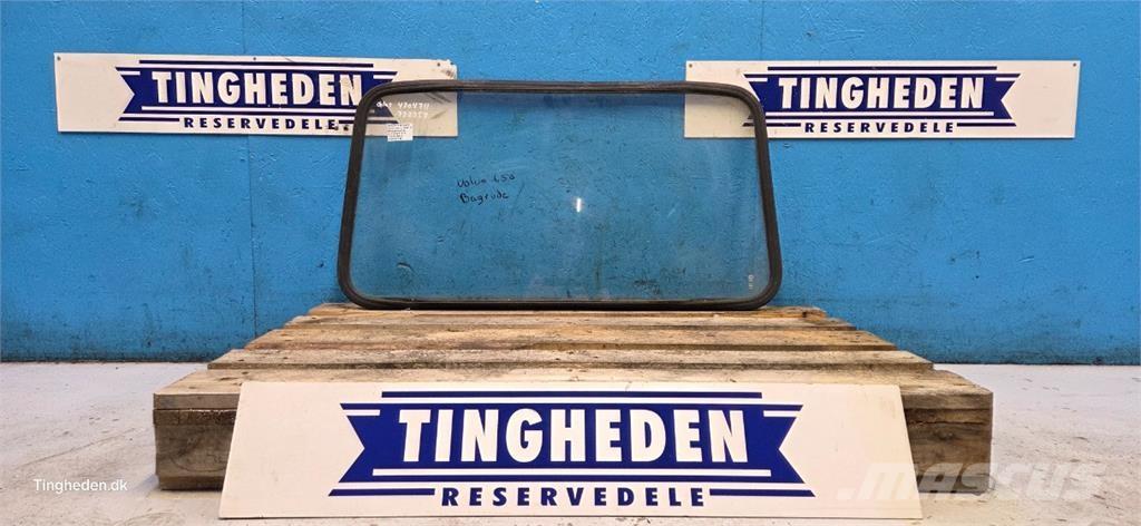 Volvo L50 驾驶室与内部