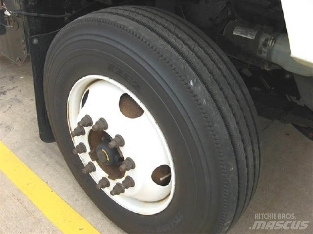 Autocar ACTT42 码头牵引车