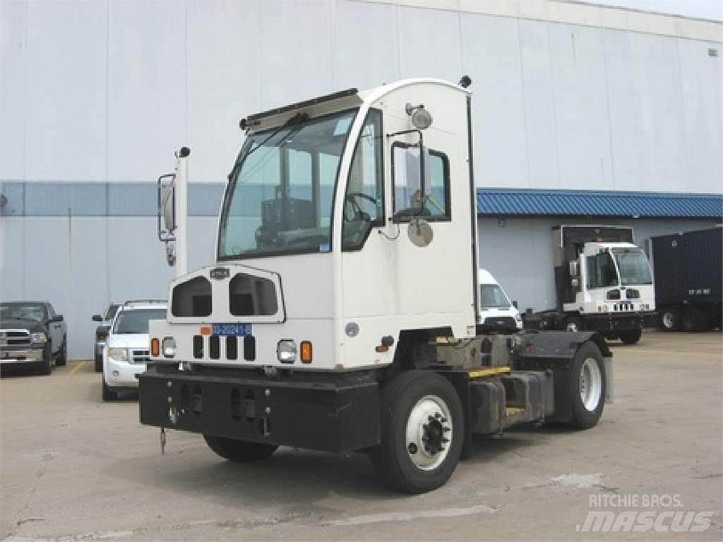 Autocar ACTT42 码头牵引车