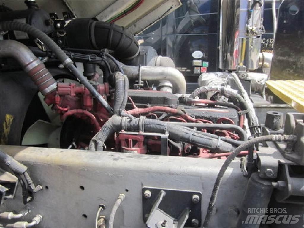 Autocar ACTT42 码头牵引车