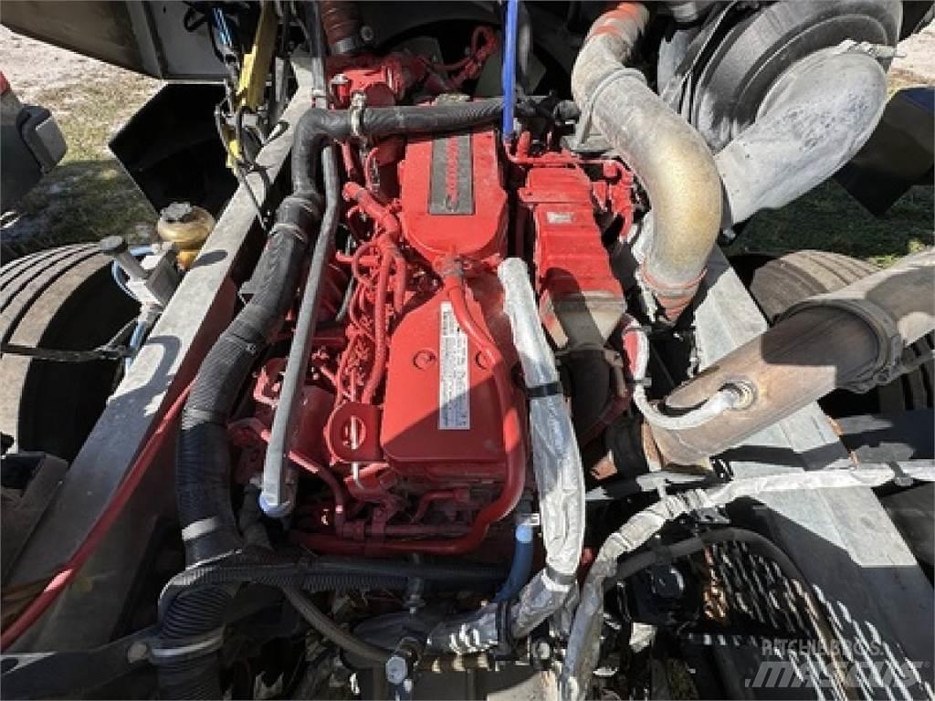Autocar ACTT42 码头牵引车