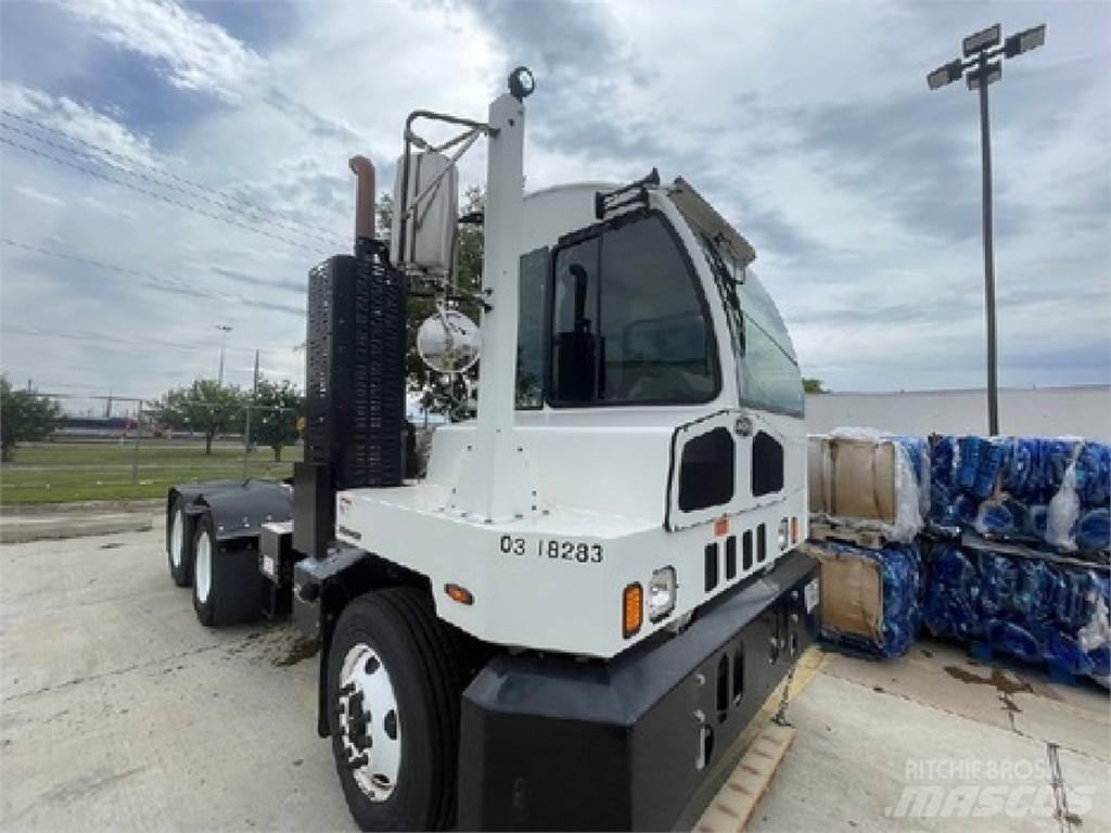 Autocar ACTT64 码头牵引车