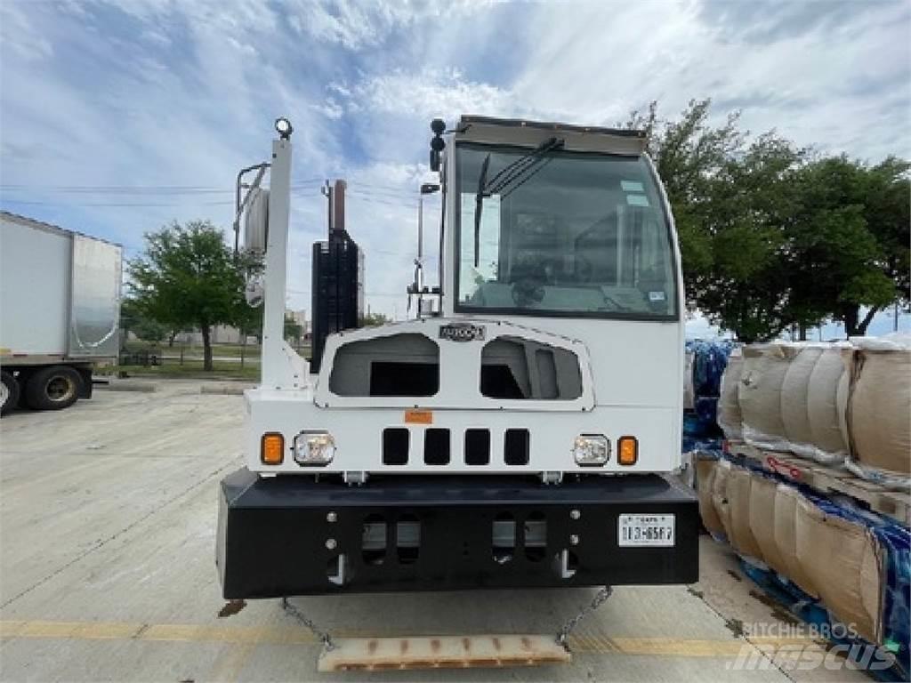 Autocar ACTT64 码头牵引车