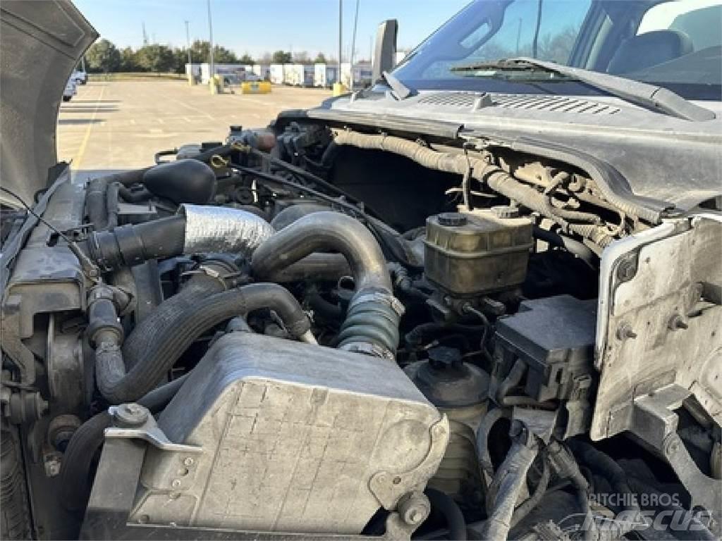 Ford F650 饮料运输车