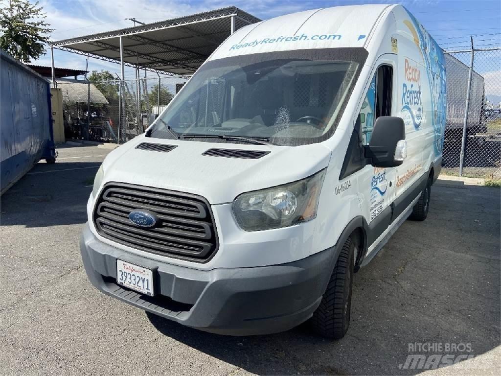 Ford TRANSIT 大型面包车