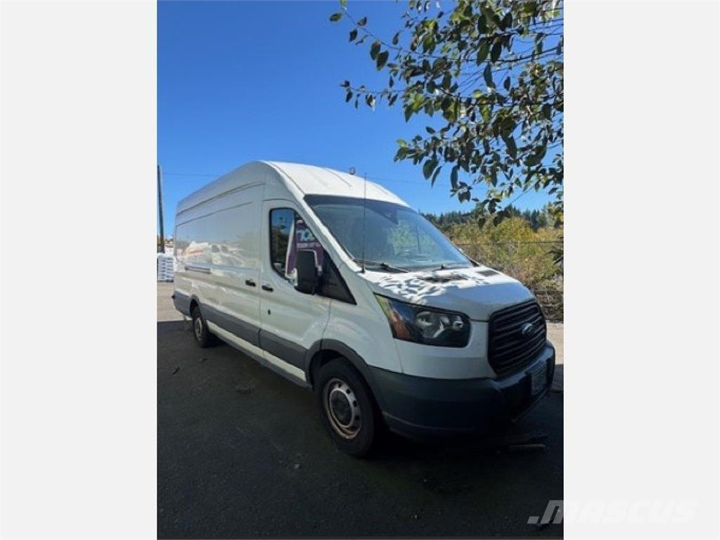 Ford TRANSIT 大型面包车