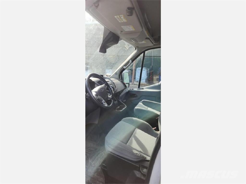 Ford TRANSIT 大型面包车