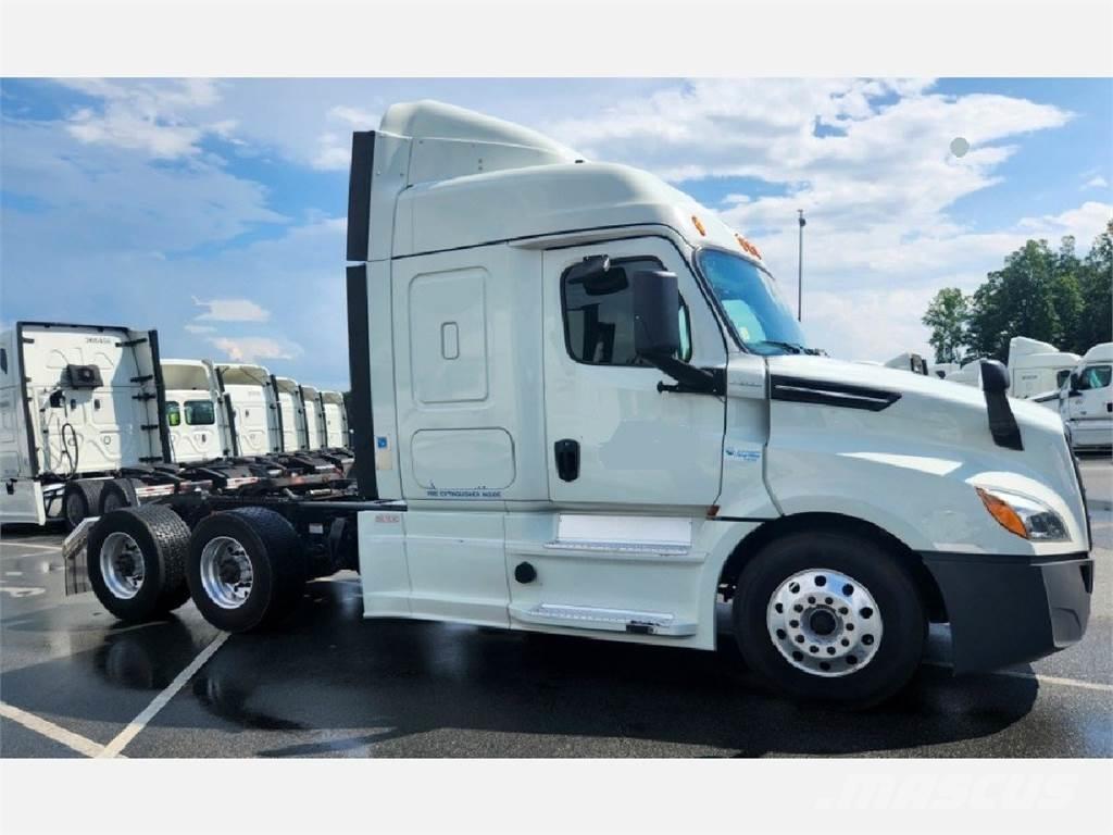 Freightliner 126 牵引车