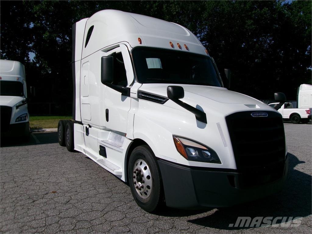 Freightliner 126 牵引车