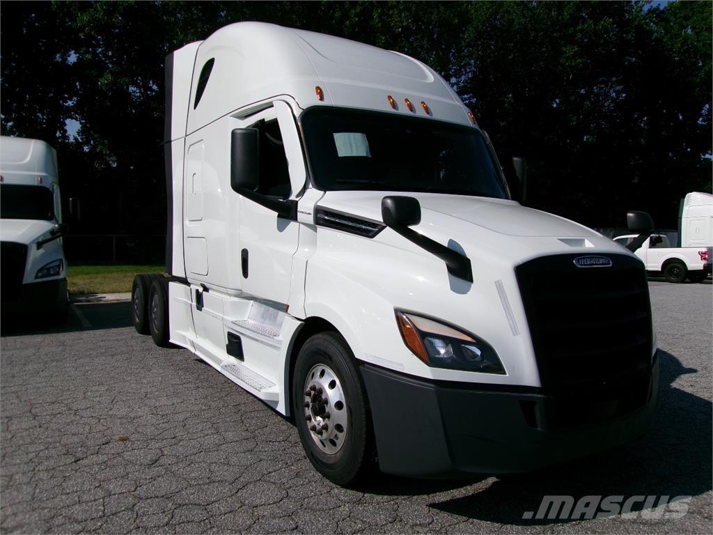 Freightliner 126 牵引车