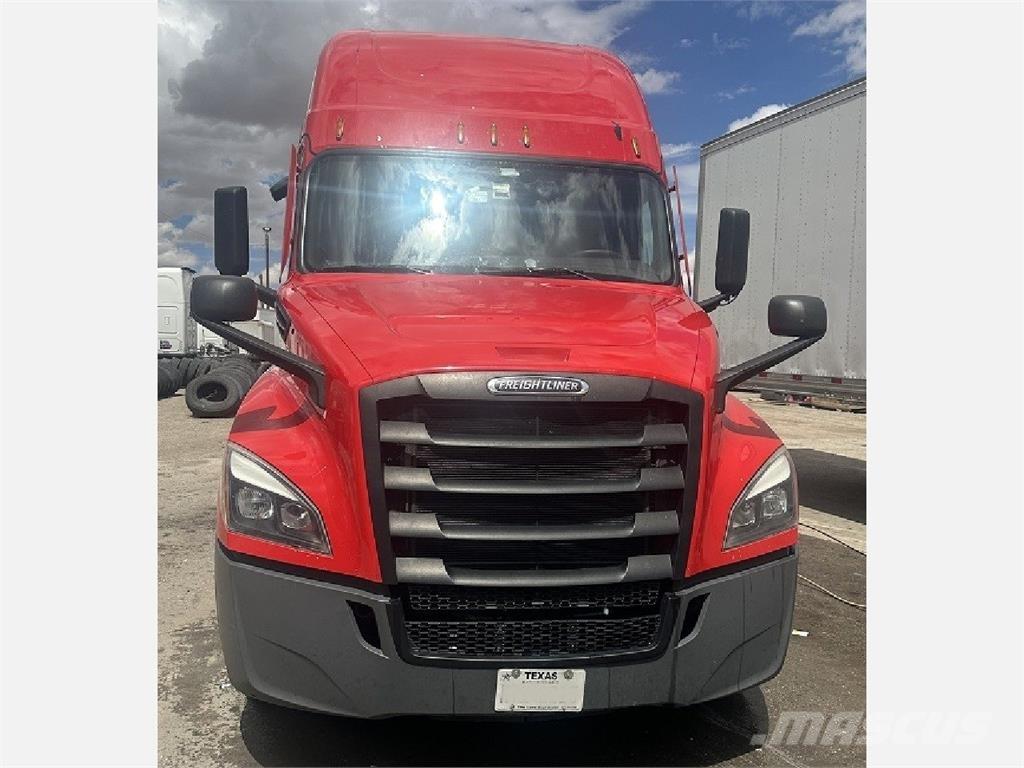 Freightliner CA126 牵引车