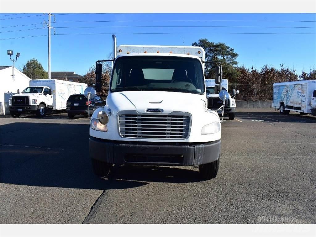 Freightliner M2 饮料运输车