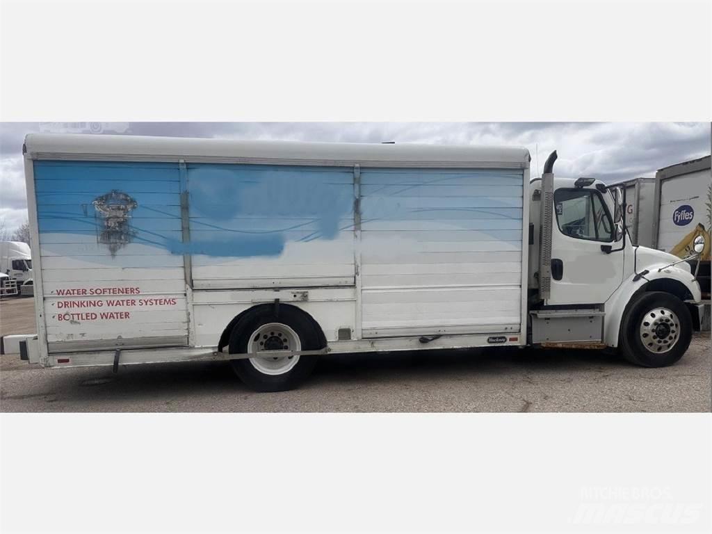 Freightliner M2 饮料运输车