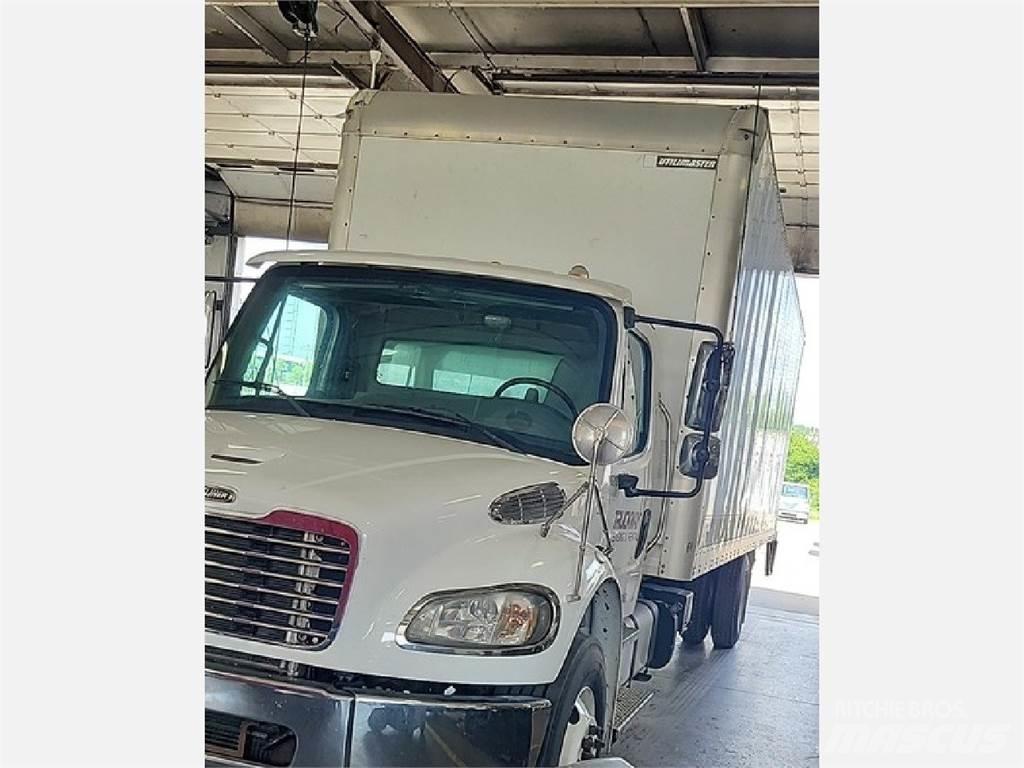 Freightliner M2 厢式货车