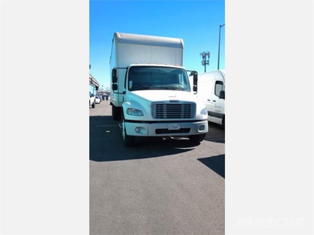 Freightliner M2 厢式货车