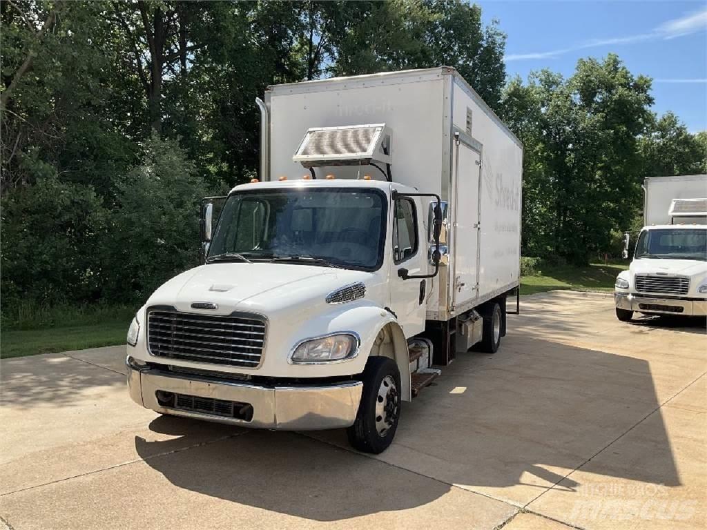 Freightliner M2-106 厢式货车