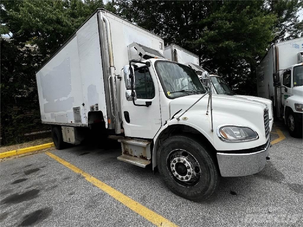 Freightliner M2-106 厢式货车
