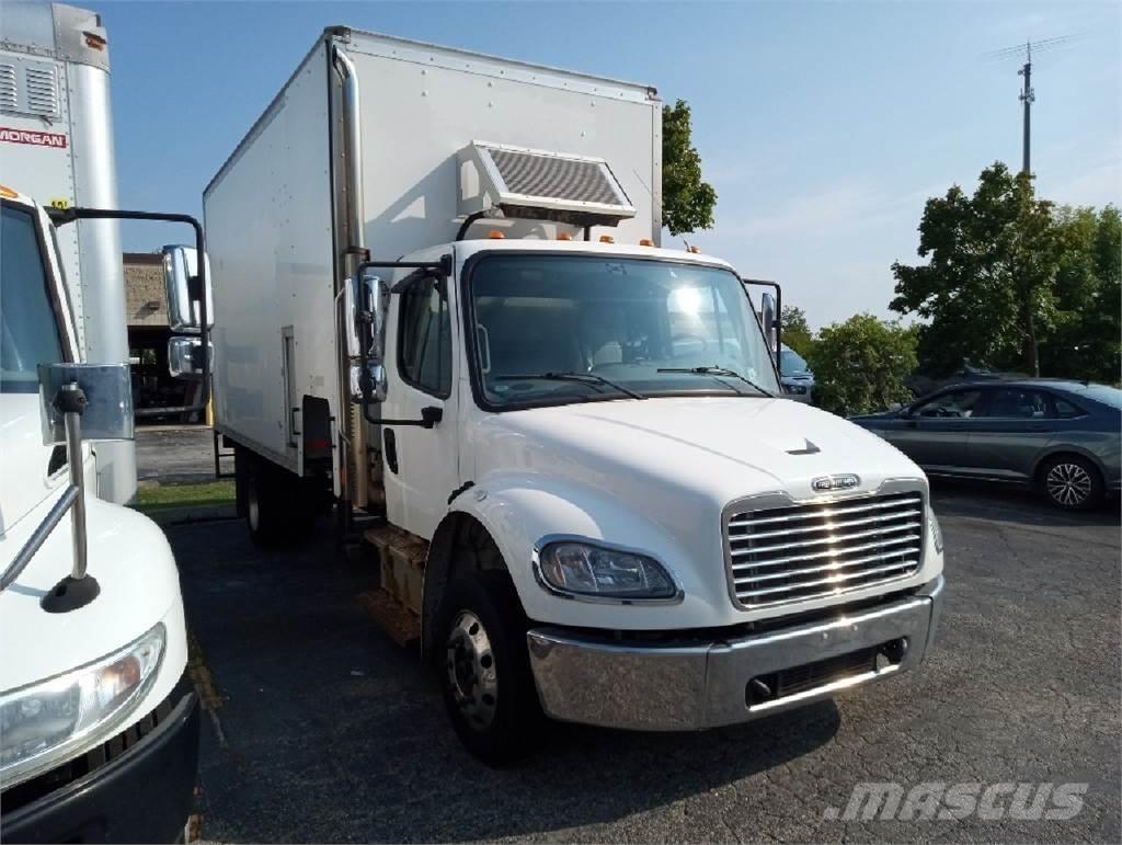 Freightliner M2-106 厢式货车