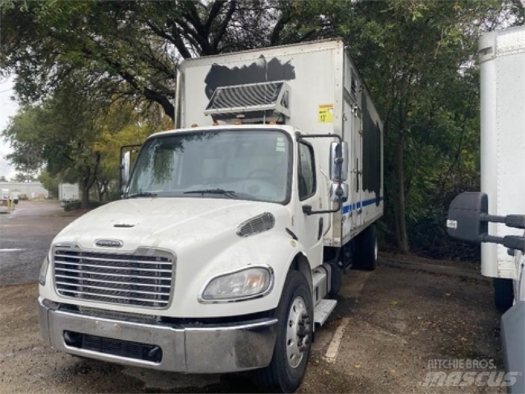 Freightliner M2-106 厢式货车