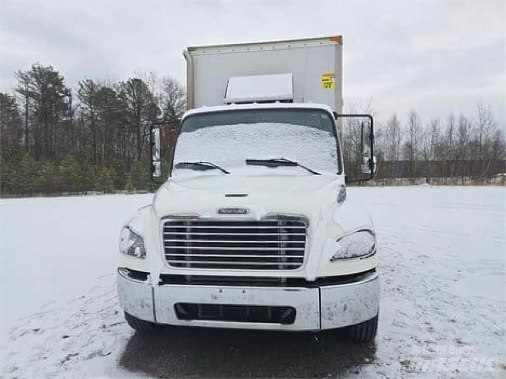 Freightliner M2-106 厢式货车