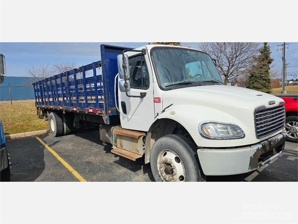 Freightliner M2 106 平板栏板货车