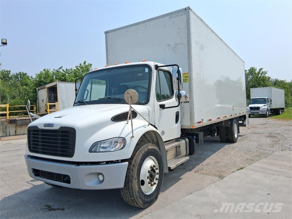 Freightliner M2-106 厢式货车