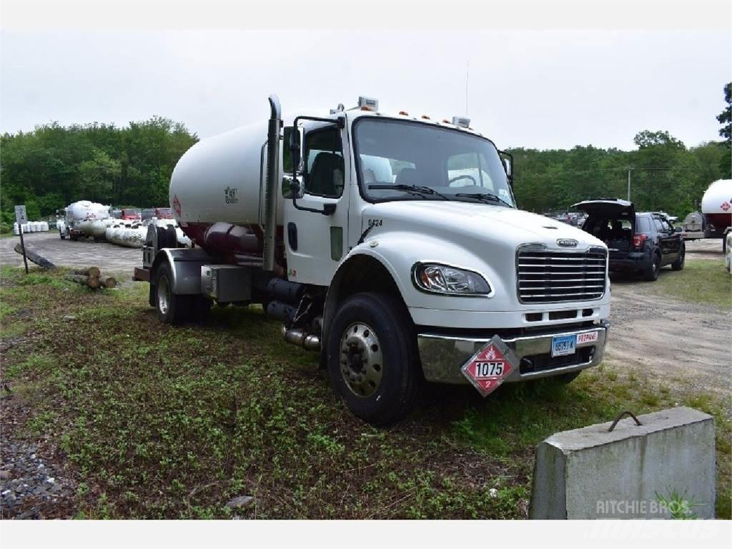 Freightliner M2-106 其他货车