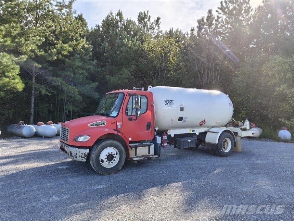 Freightliner M2 106 其他货车