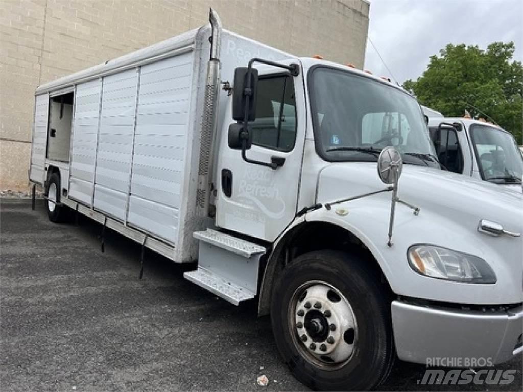 Freightliner M2106 饮料运输车