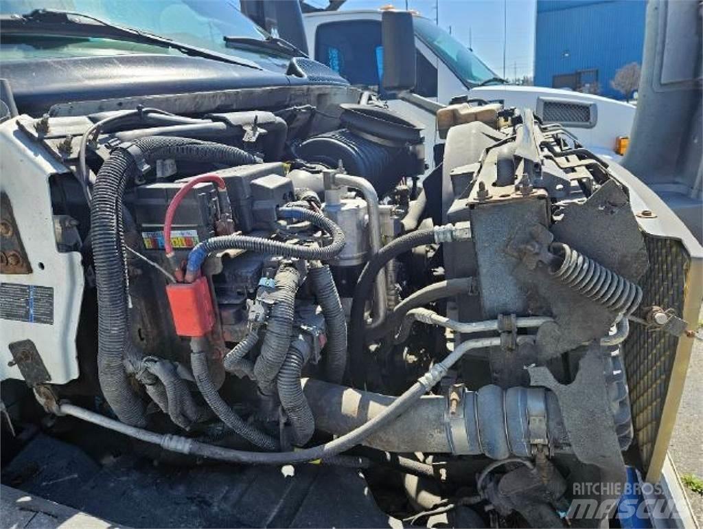 GMC C7500 厢式货车