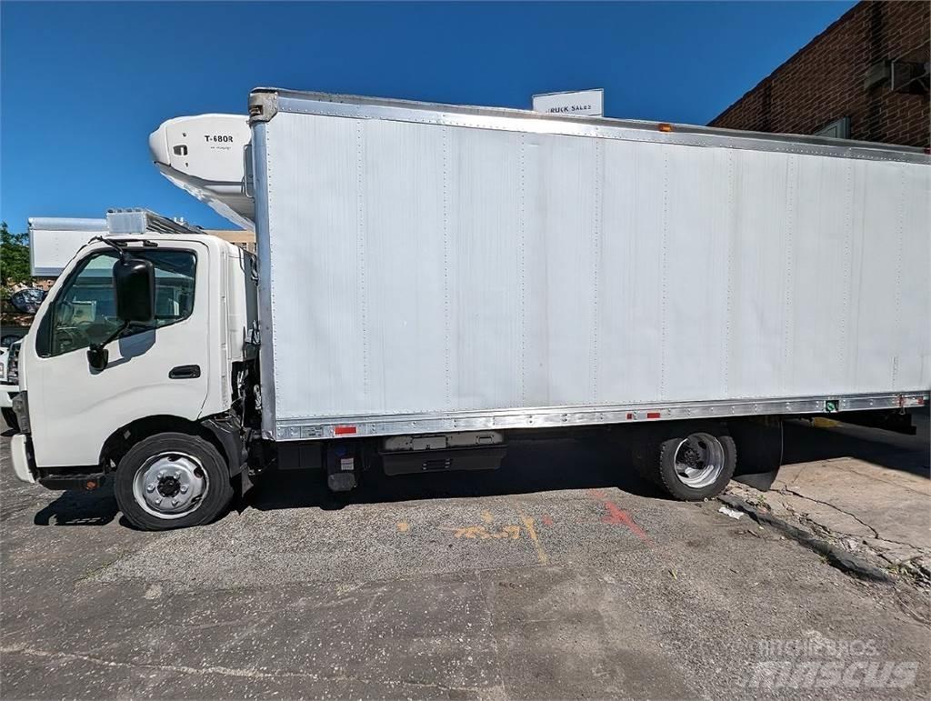 Hino 195 冷藏车