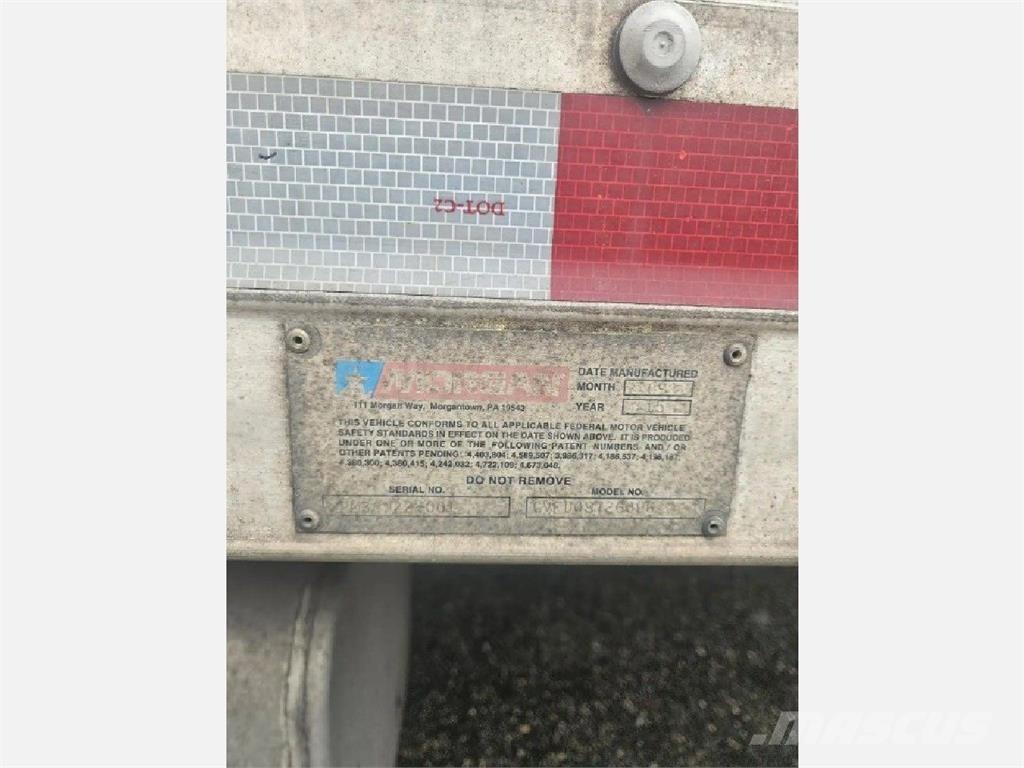 Hino 268 厢式货车