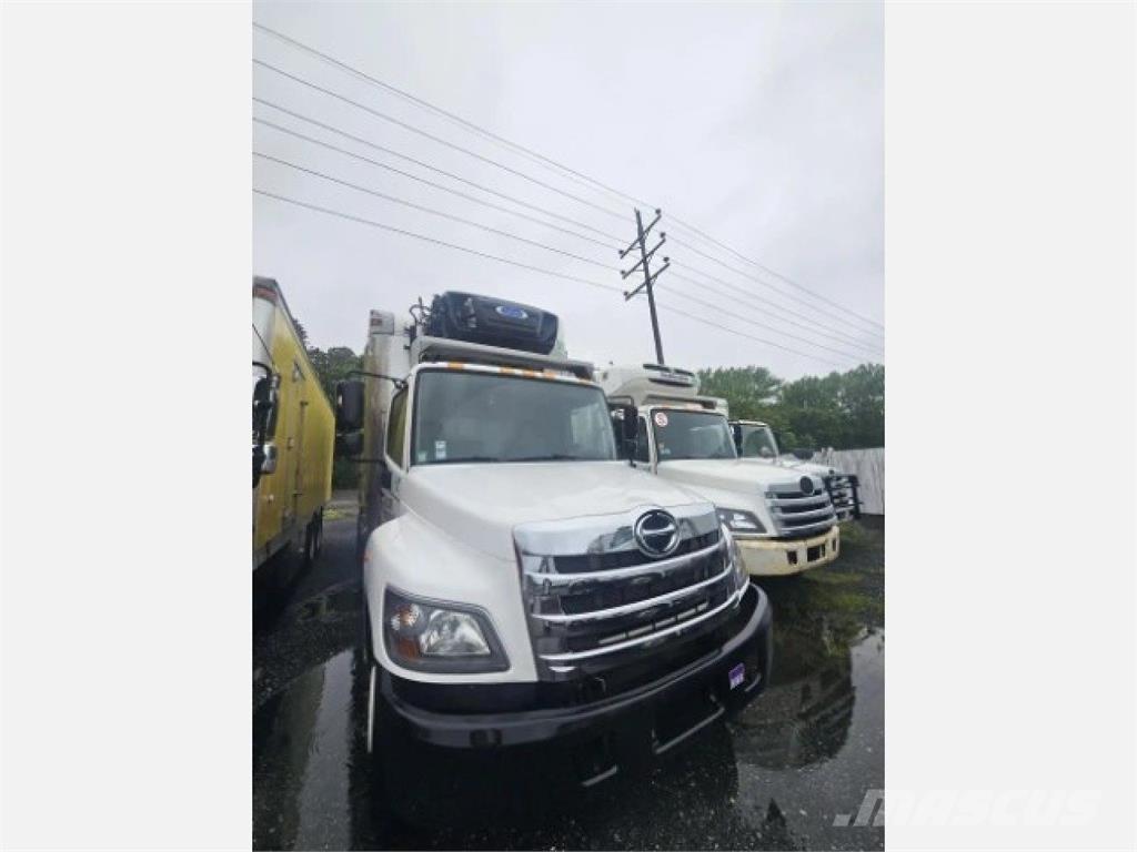 Hino 268 冷藏车