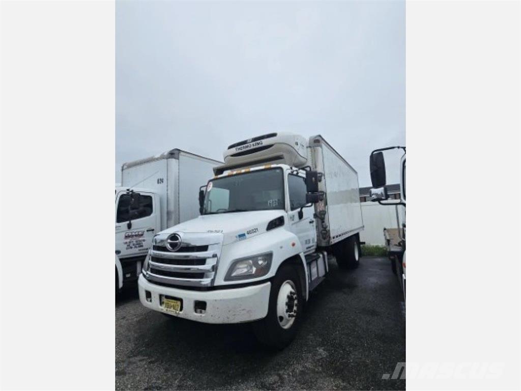 Hino 268 冷藏车