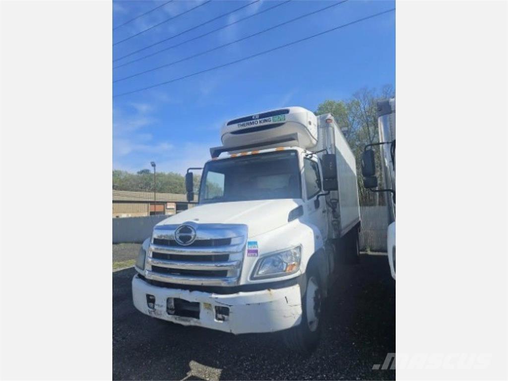 Hino 268 冷藏车