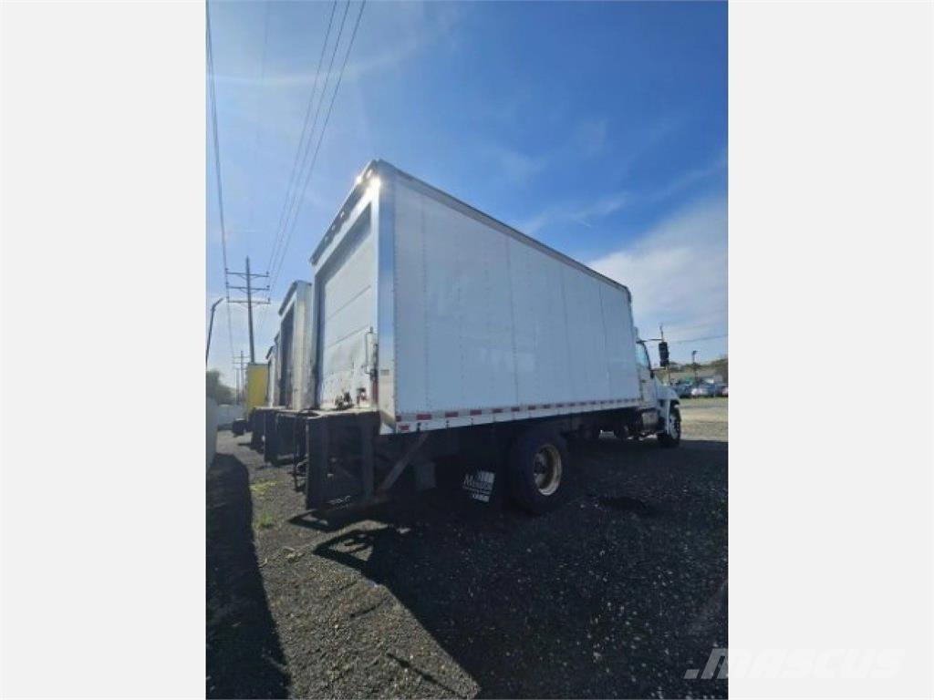 Hino 268 冷藏车