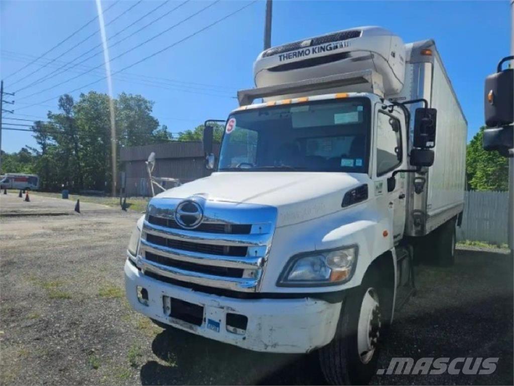 Hino 268 冷藏车