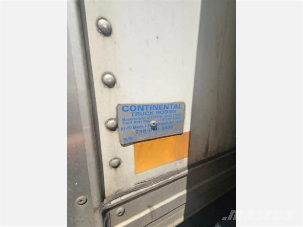 Hino 268 厢式货车