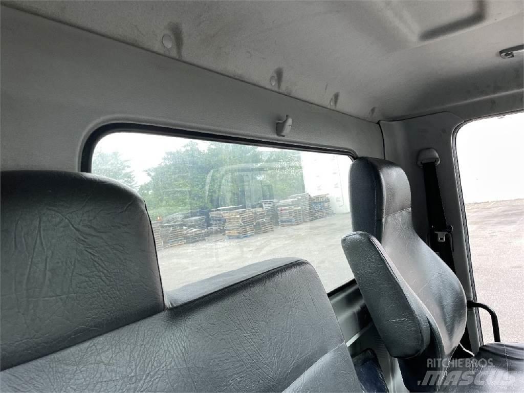 Hino 338 平板车