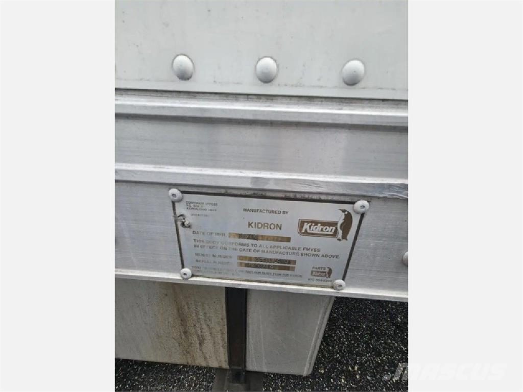 Hino 338 冷藏车