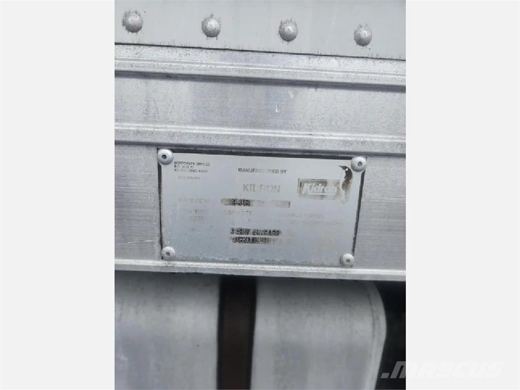 Hino 338 冷藏车