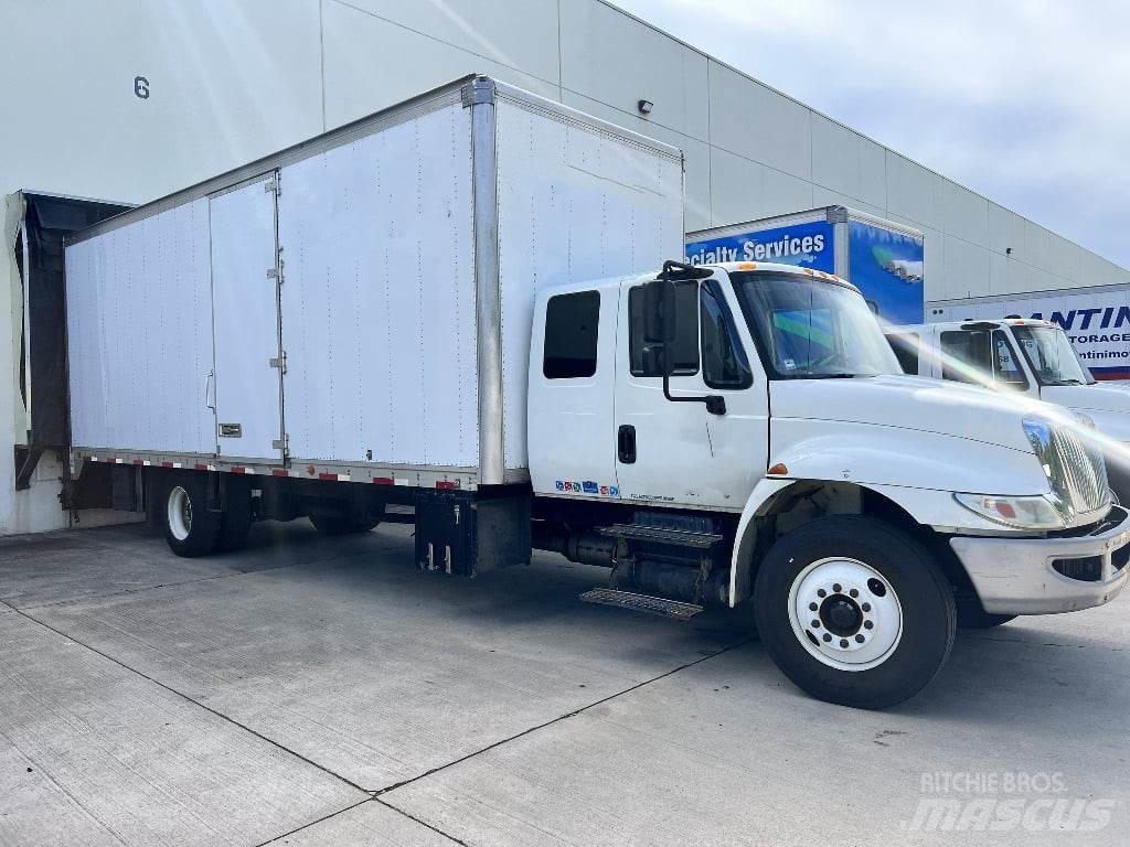 International 4300 厢式货车