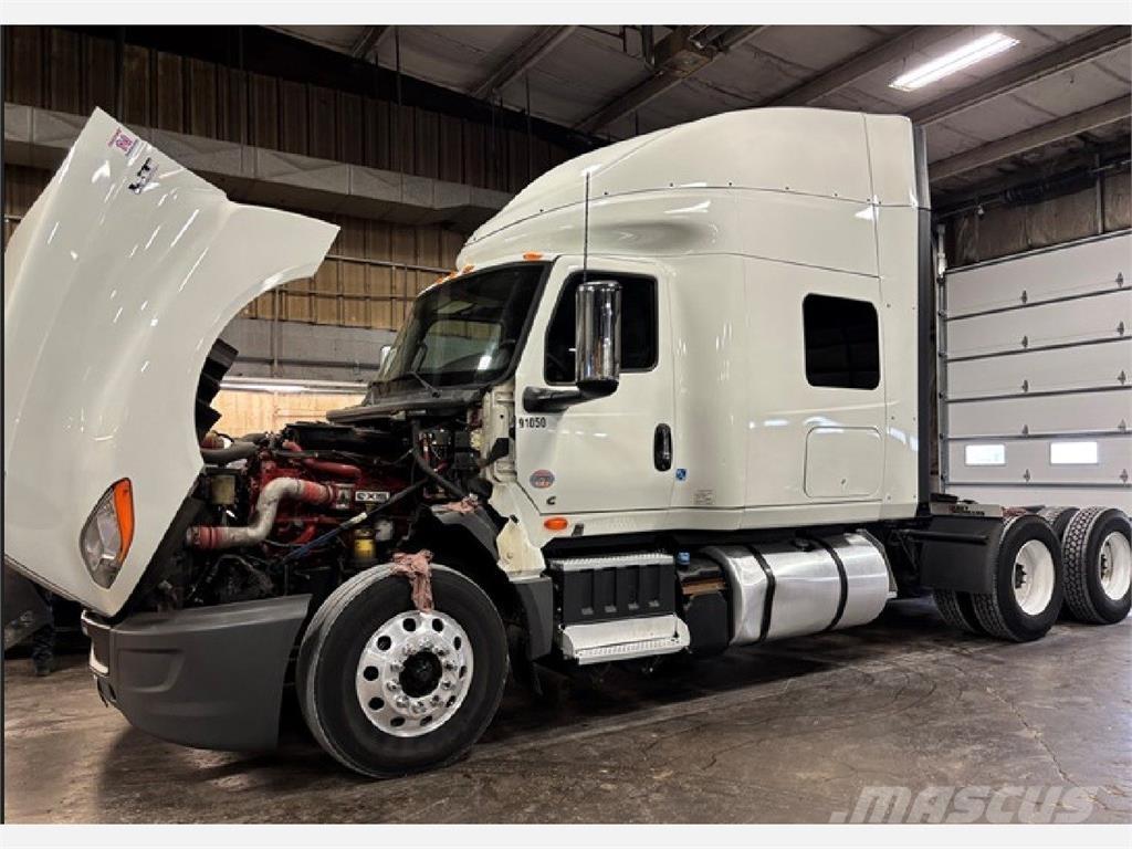 International LT625 牵引车