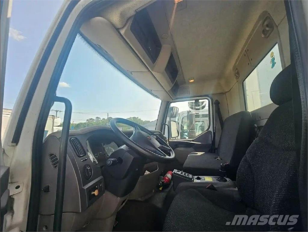 Kenworth K370 厢式货车