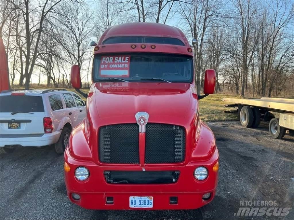 Kenworth T-2000 牵引车